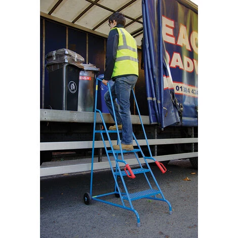 Marchepied RS PRO à 4 Marches , Hauteur De Plateforme 1m ( Prix Pour 1 ) 2 Marchepied RS PRO à 4 Marches , Hauteur De Plateforme 1m ( Prix Pour 1 ) – Image 2