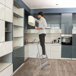 HOSTRÖM Hostrom - Escabeau Dura 2 Marches En Aluminium, Léger Et Pliable, Pieds Antidérapants, Hauteur De Plateforme 32cm, Charge Maximale 150kg -Pas Cher Échelle Magasin 32347549 3